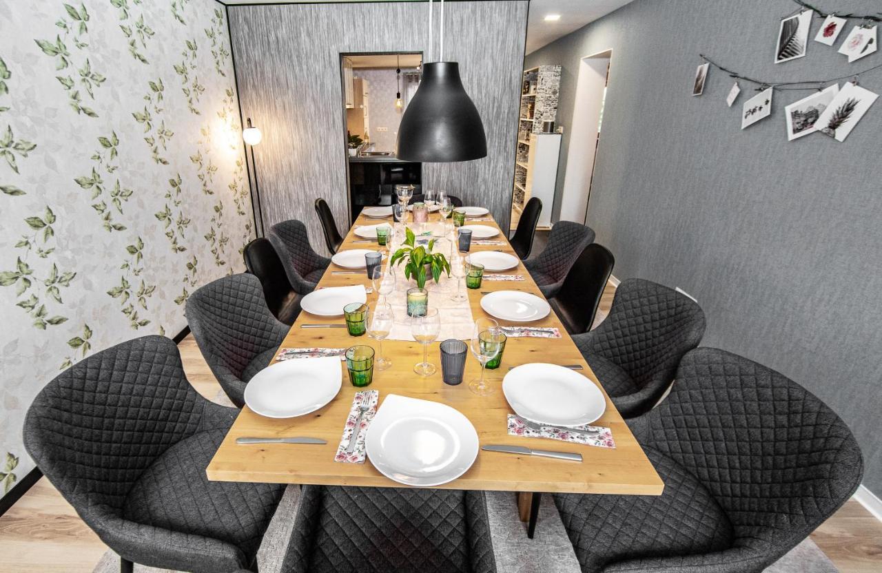 Bookeinfach Bad Ems - Private - Sauna Jacuzzi Whirlpool Swimmingpool Alahna Sup Beachvolleyball Billiards Ping Pong Cinema Theater Music Disco Ball Bbq Und Parkplaetze Esterno foto
