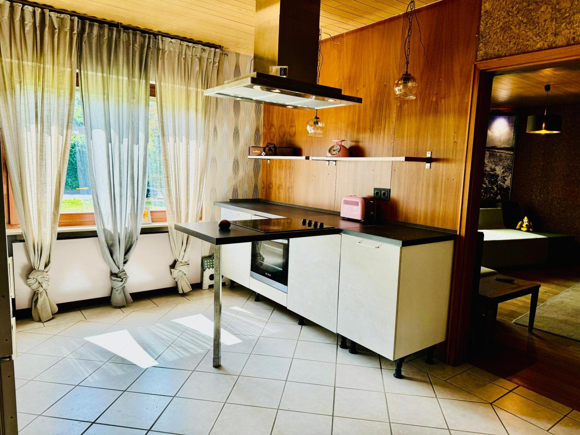 Bookeinfach Bad Ems - Private - Sauna Jacuzzi Whirlpool Swimmingpool Alahna Sup Beachvolleyball Billiards Ping Pong Cinema Theater Music Disco Ball Bbq Und Parkplaetze Esterno foto