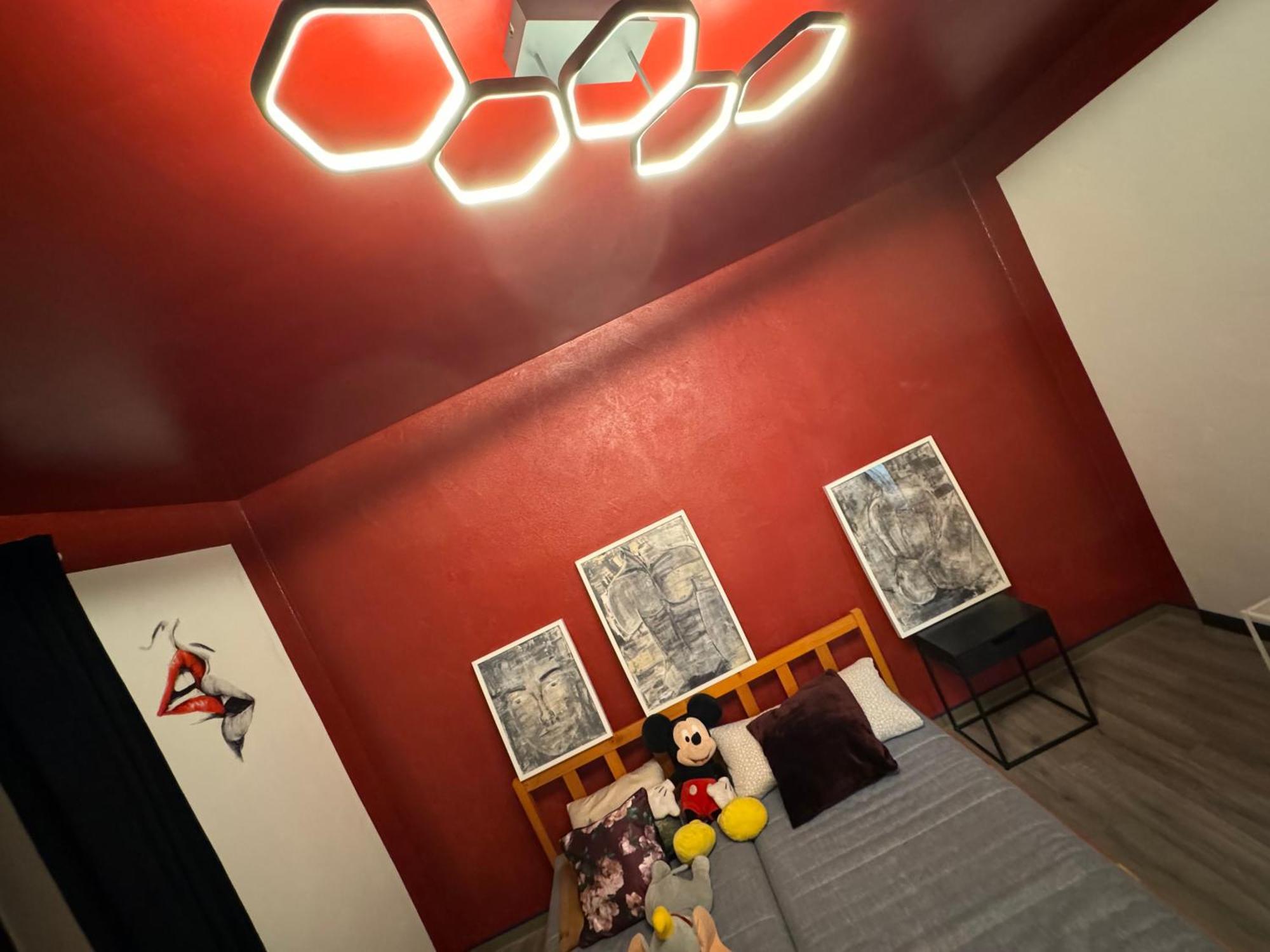 Bookeinfach Bad Ems - Private - Sauna Jacuzzi Whirlpool Swimmingpool Alahna Sup Beachvolleyball Billiards Ping Pong Cinema Theater Music Disco Ball Bbq Und Parkplaetze Esterno foto