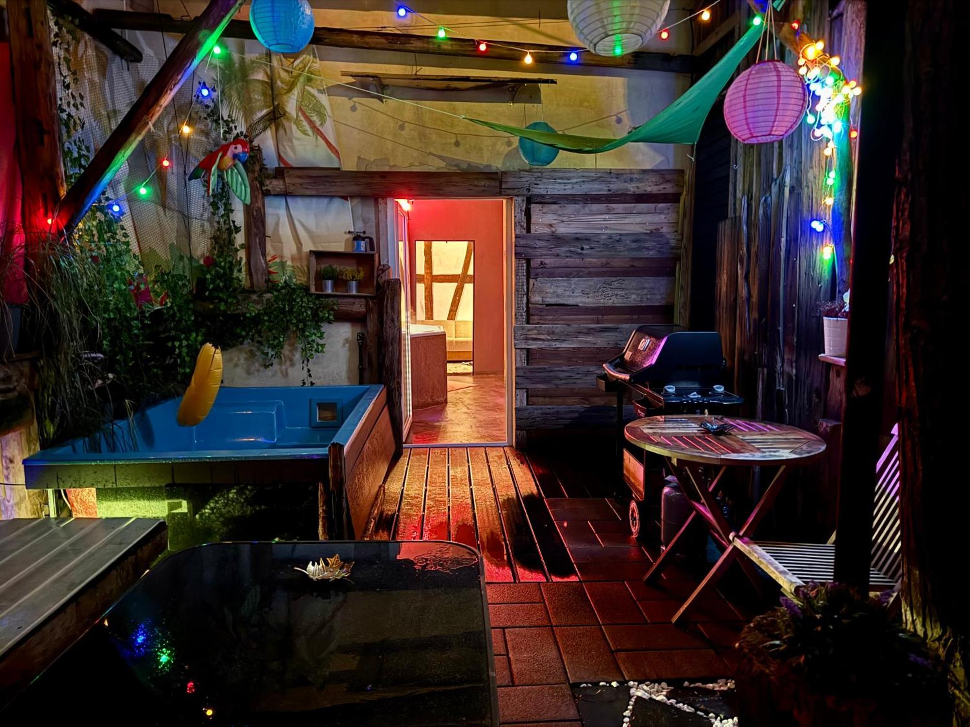 Bookeinfach Bad Ems - Private - Sauna Jacuzzi Whirlpool Swimmingpool Alahna Sup Beachvolleyball Billiards Ping Pong Cinema Theater Music Disco Ball Bbq Und Parkplaetze Esterno foto