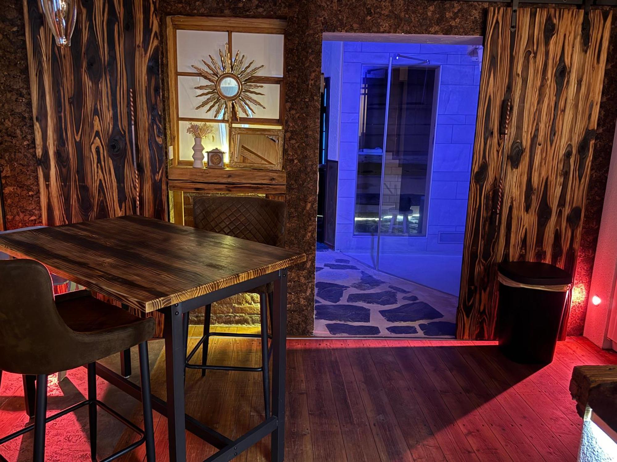 Bookeinfach Bad Ems - Private - Sauna Jacuzzi Whirlpool Swimmingpool Alahna Sup Beachvolleyball Billiards Ping Pong Cinema Theater Music Disco Ball Bbq Und Parkplaetze Esterno foto