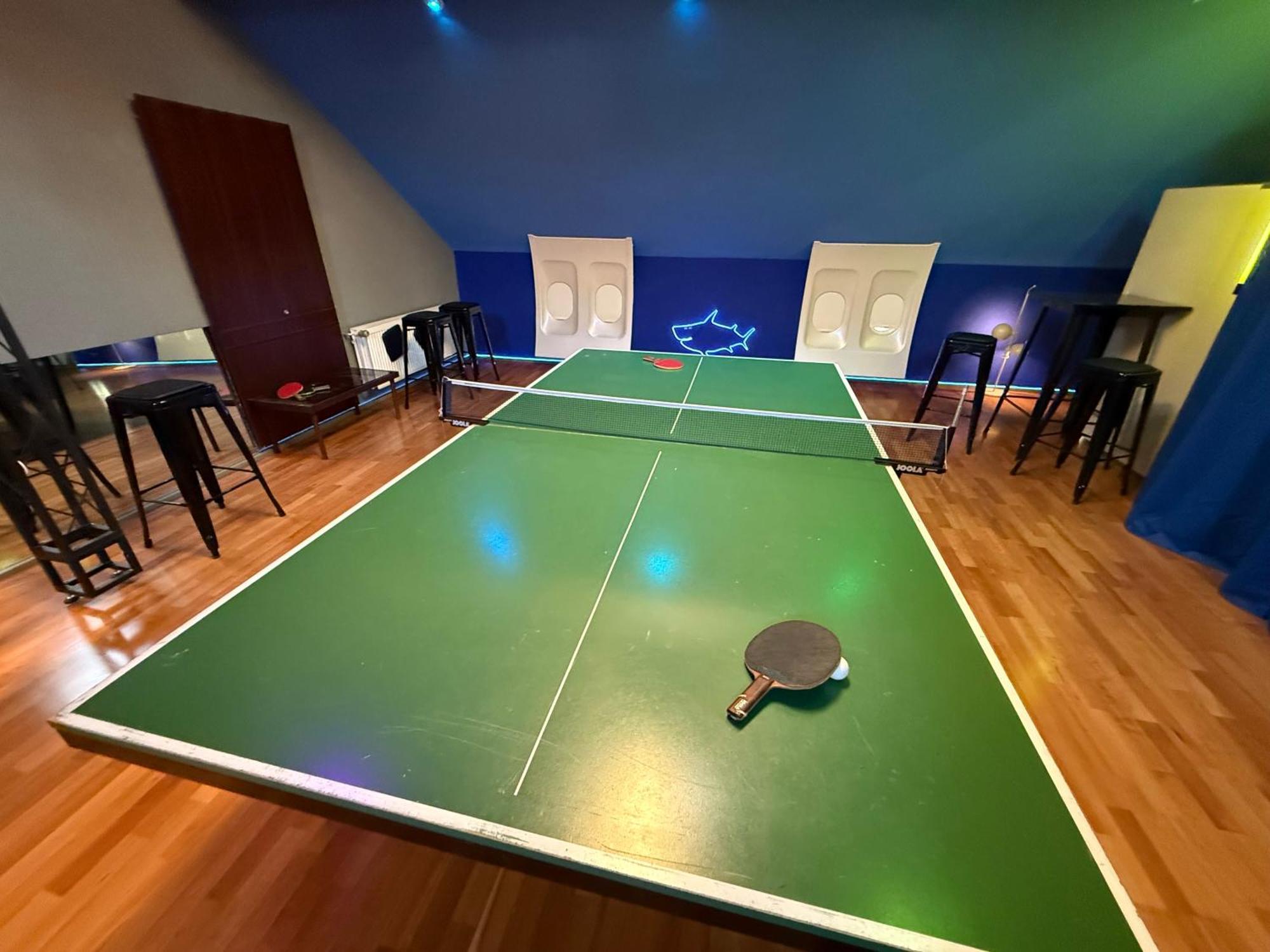 Bookeinfach Bad Ems - Private - Sauna Jacuzzi Whirlpool Swimmingpool Alahna Sup Beachvolleyball Billiards Ping Pong Cinema Theater Music Disco Ball Bbq Und Parkplaetze Esterno foto