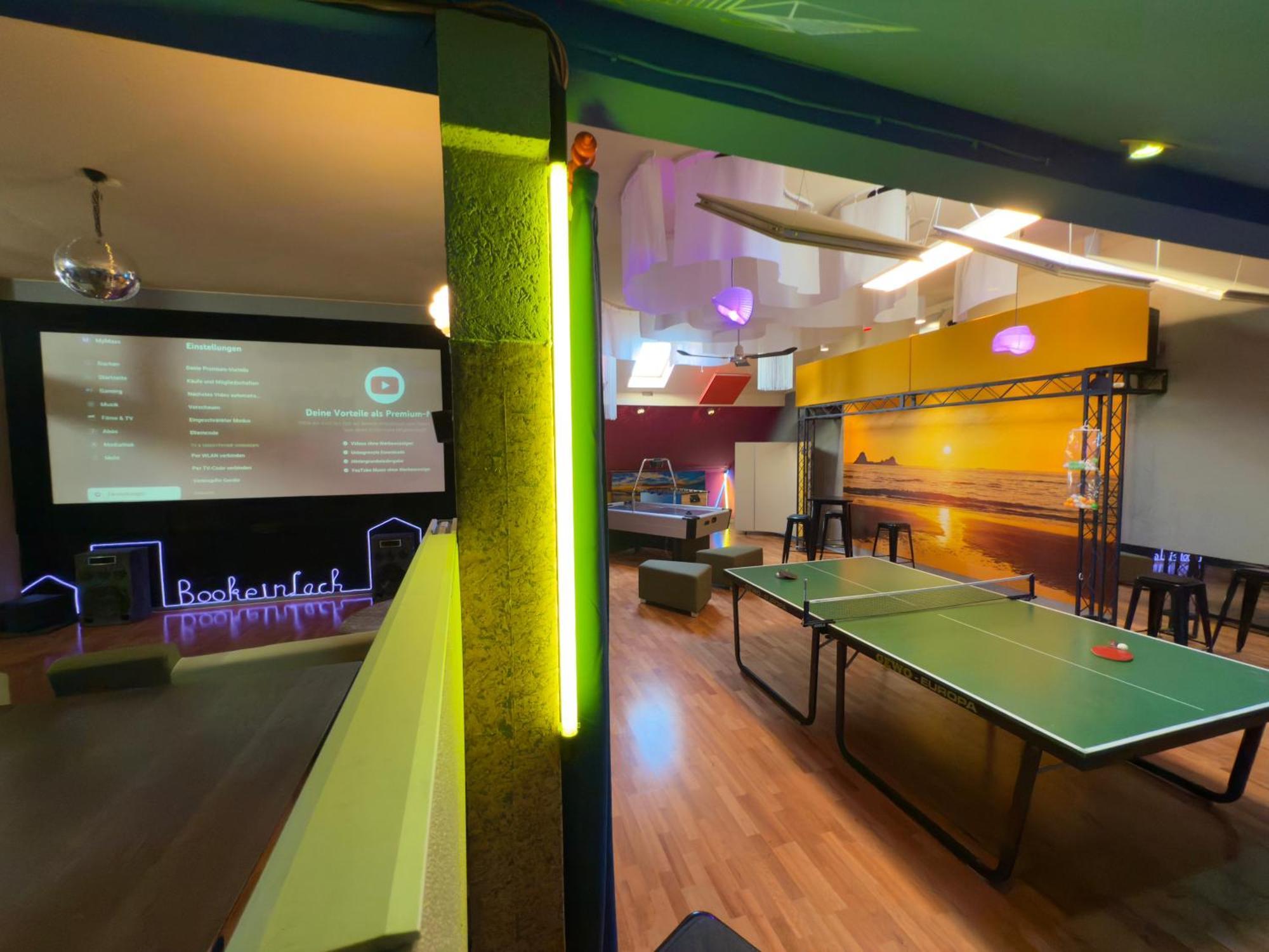 Bookeinfach Bad Ems - Private - Sauna Jacuzzi Whirlpool Swimmingpool Alahna Sup Beachvolleyball Billiards Ping Pong Cinema Theater Music Disco Ball Bbq Und Parkplaetze Esterno foto